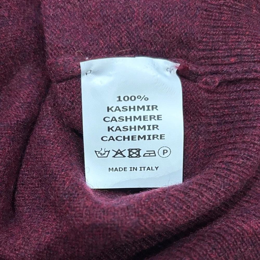 NWT Ballatyne V-Neck Cashmere Sweater in Deep Burgundy